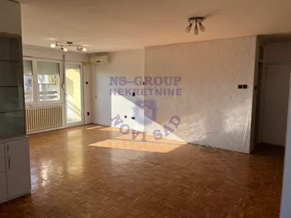 Bulevar Cara Lazara | 4zida.rs