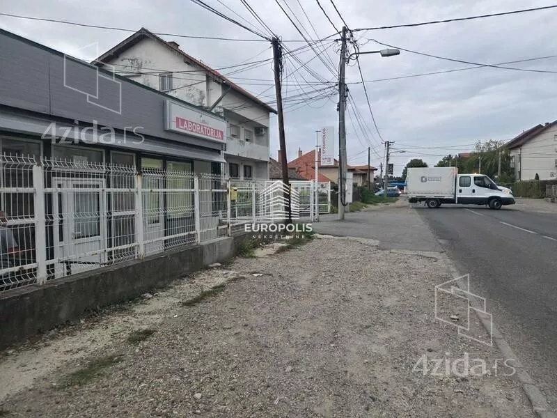 Lokal | 4zida