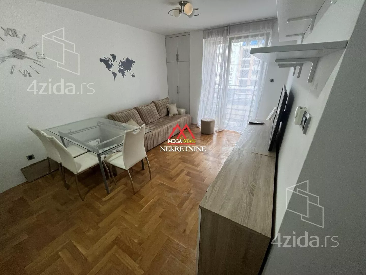 Jednoiposoban stan | 4zida