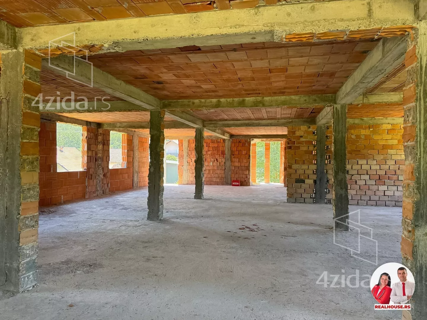 Turistički objekat | 4zida