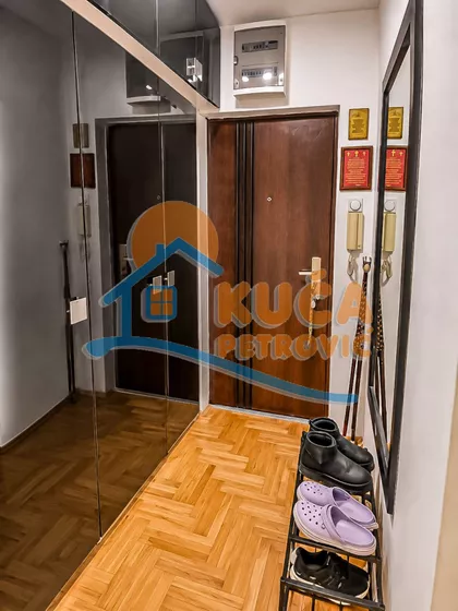 Franca Vintera | 4zida.rs