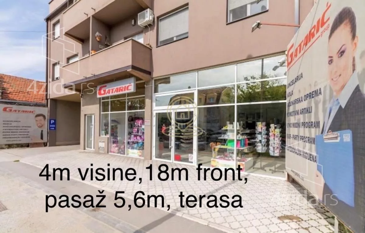 Poslovna zgrada | 4zida