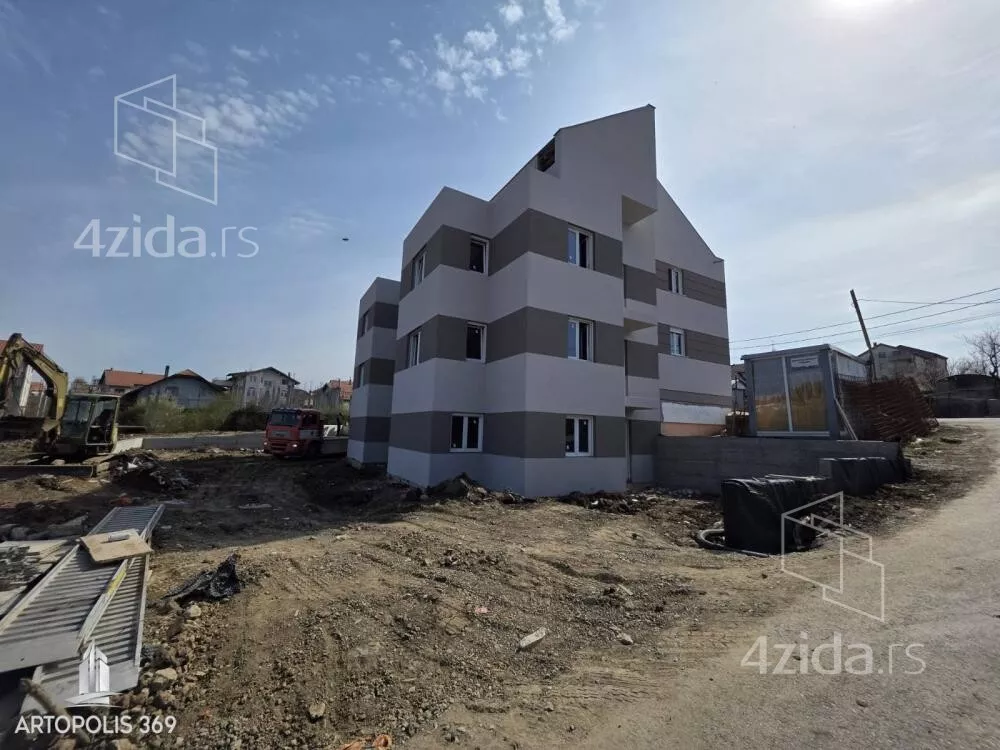 Dvoiposoban stan | 4zida