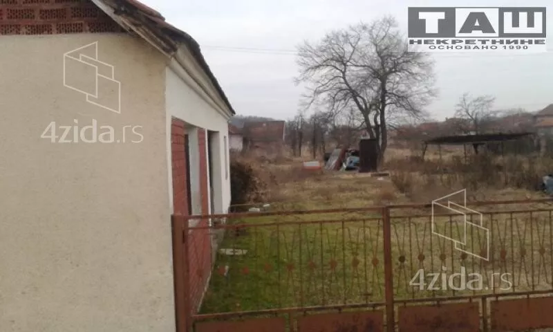 Plac | 4zida