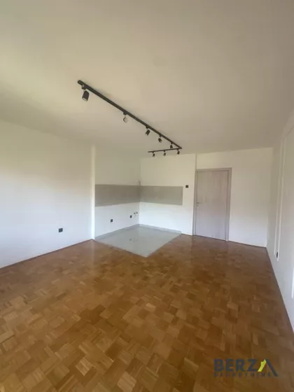 Novo Naselje | 4zida.rs
