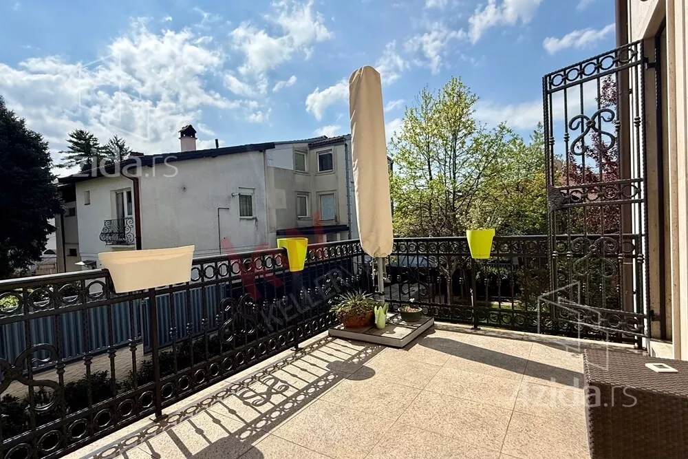 4-etažna kuća | 4zida