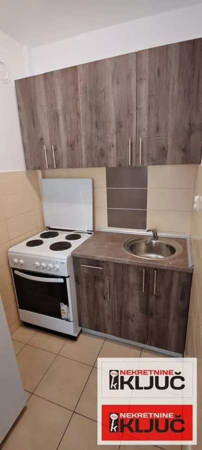 Železnička stanica | 4zida.rs