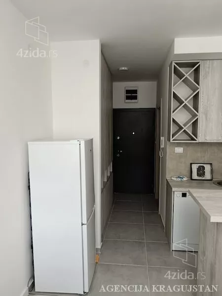 Garsonjera | 4zida