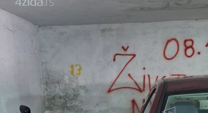 Garaža | 4zida