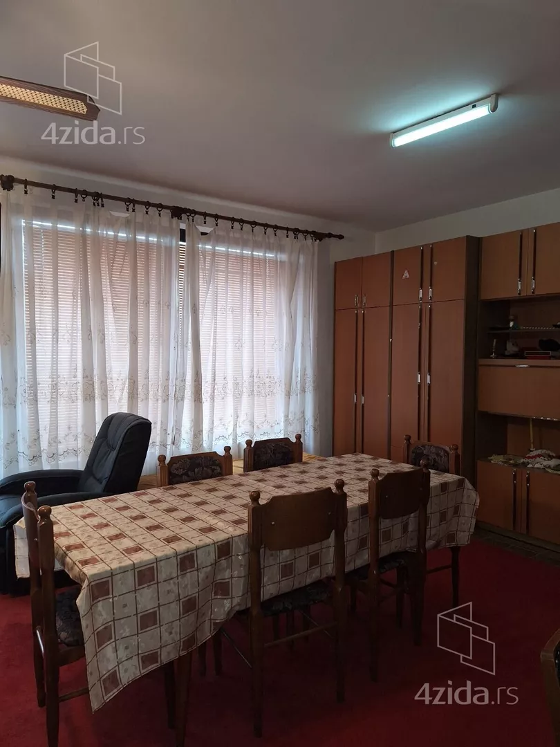 4-etažna kuća | 4zida