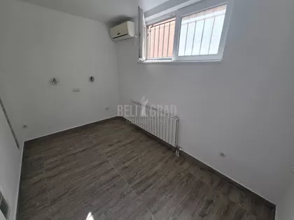 Rade Končara | 4zida.rs