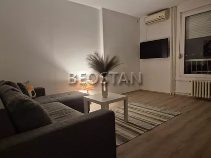 Prve Pruge | 4zida.rs