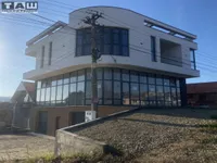 Lokal | 4zida
