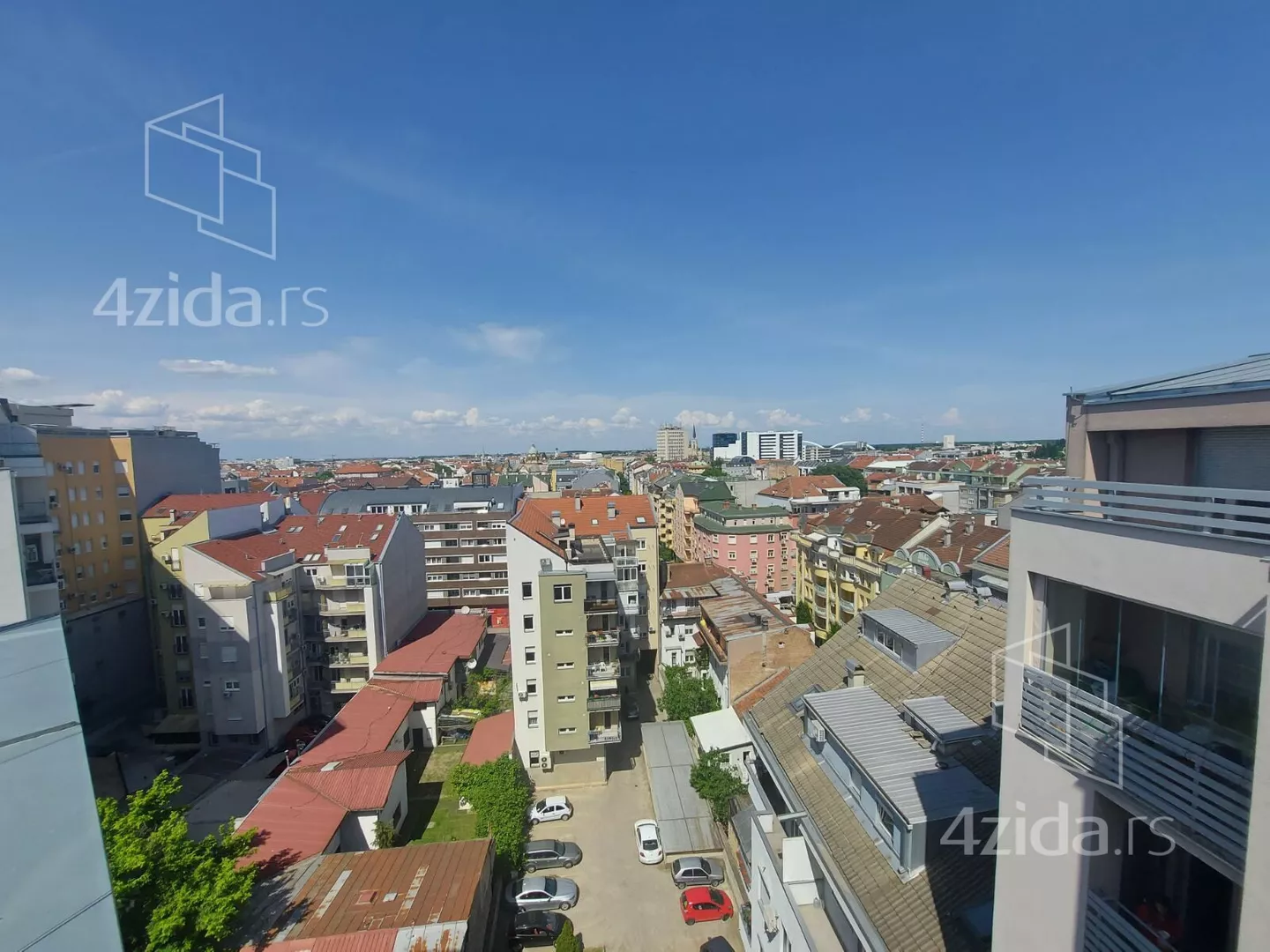 Četvoroiposoban stan | 4zida