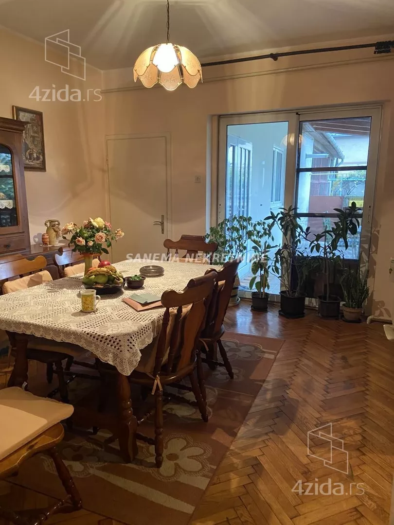 Kuća | 4zida