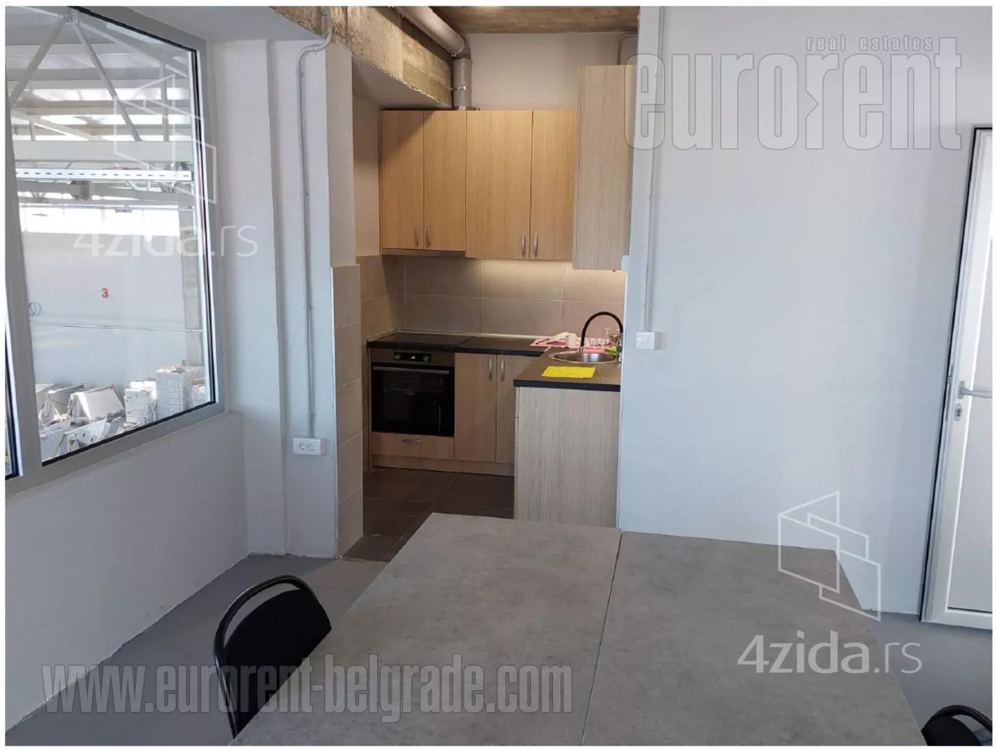 Poslovni prostor | 4zida