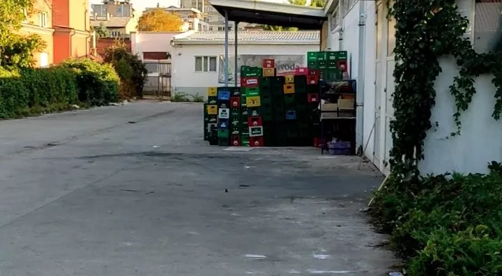 Poslovna zgrada | 4zida