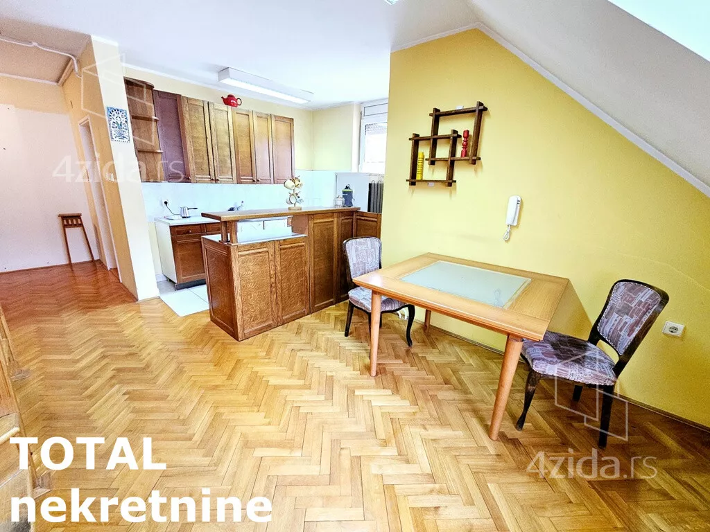 Petosoban stan | 4zida