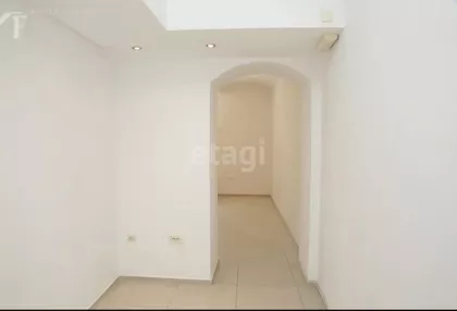 Cara Uroša | 4zida.rs