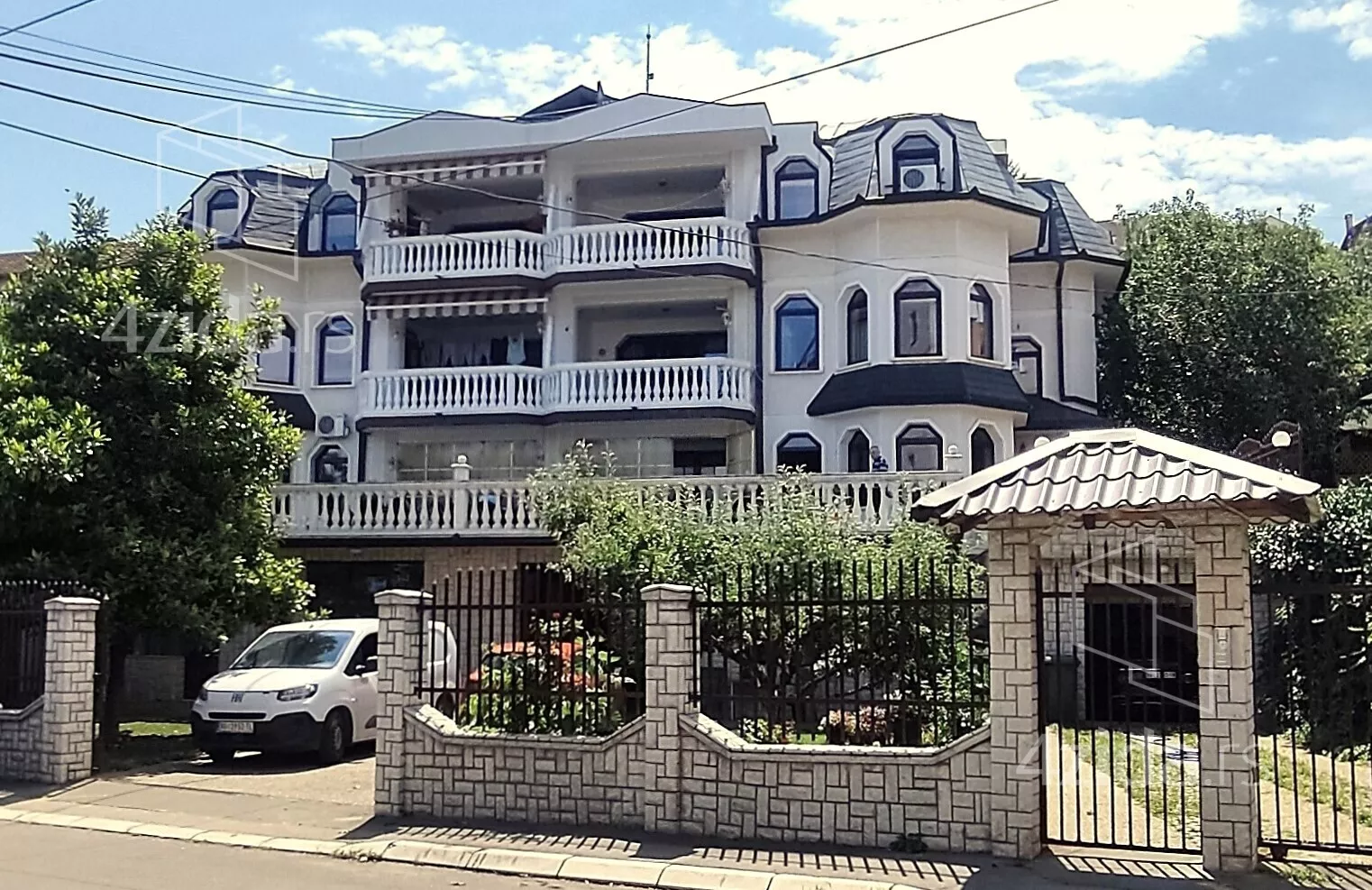 3-etažna kuća | 4zida