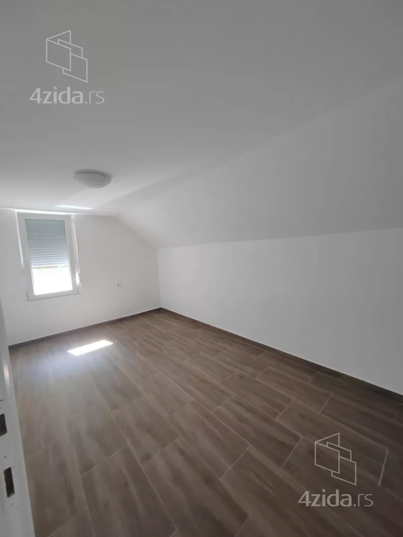 4-etažna kuća | 4zida
