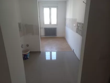 Obalskih Radnika 5a | 4zida.rs