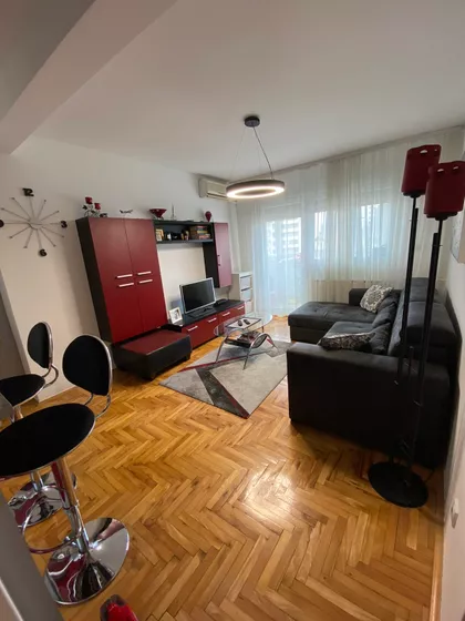 Južni Bulevar | 4zida.rs