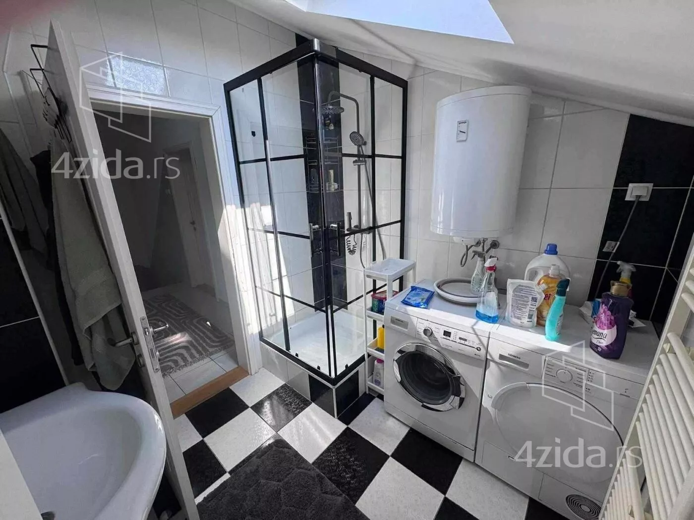 Troiposoban stan | 4zida