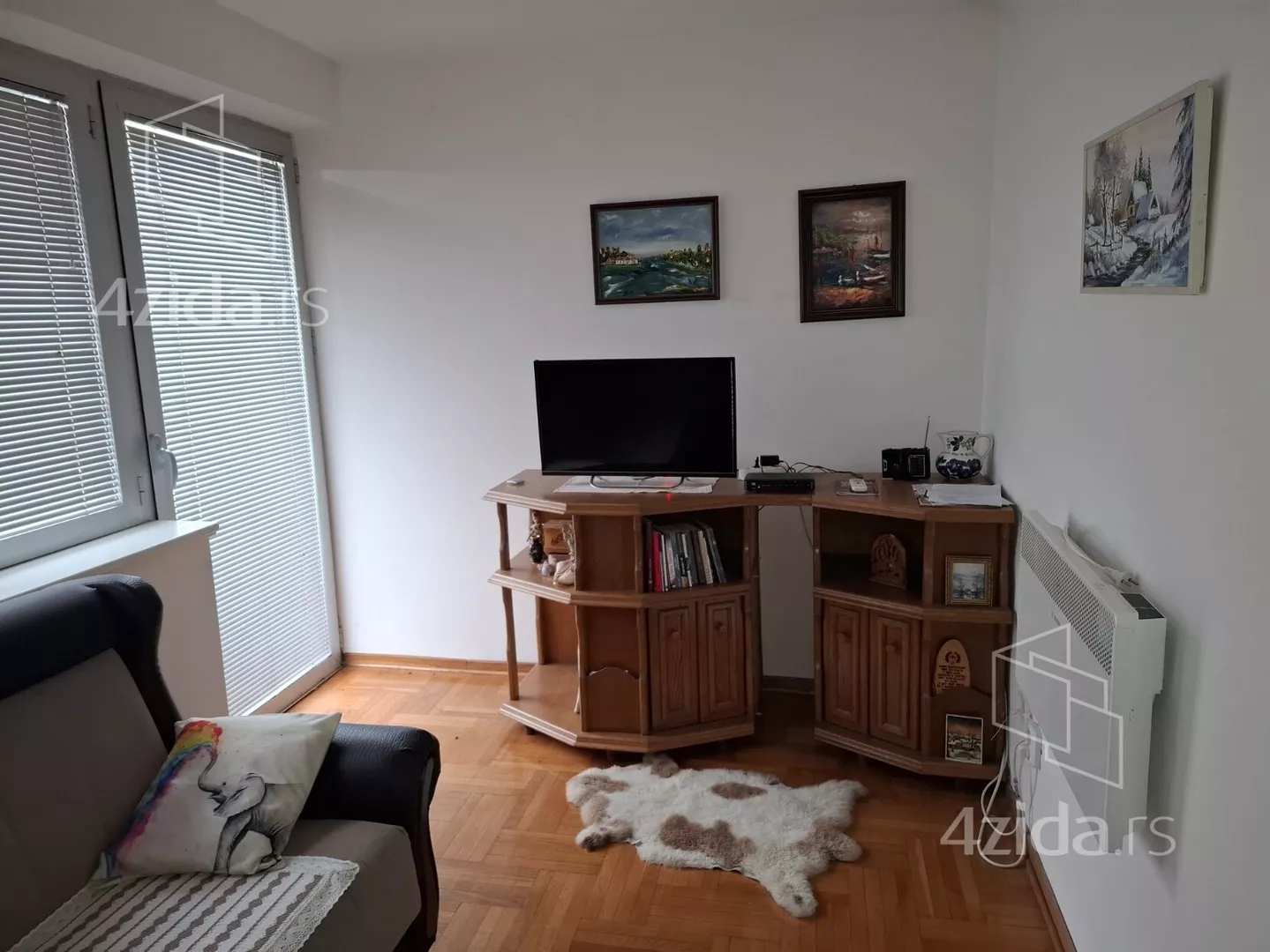 Jednoiposoban stan | 4zida