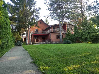 Čerević | 4zida.rs