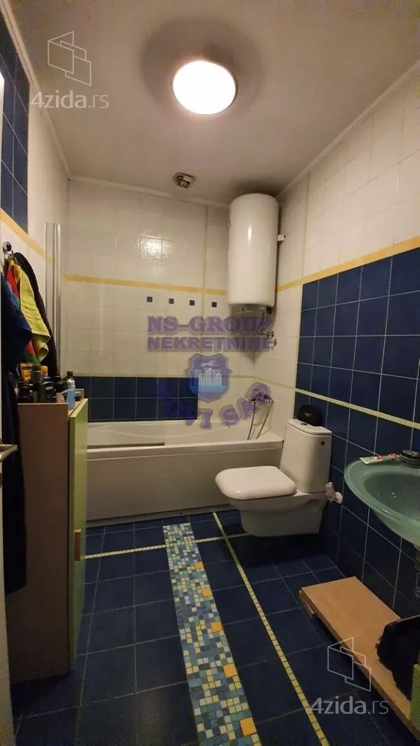 Petosoban stan | 4zida