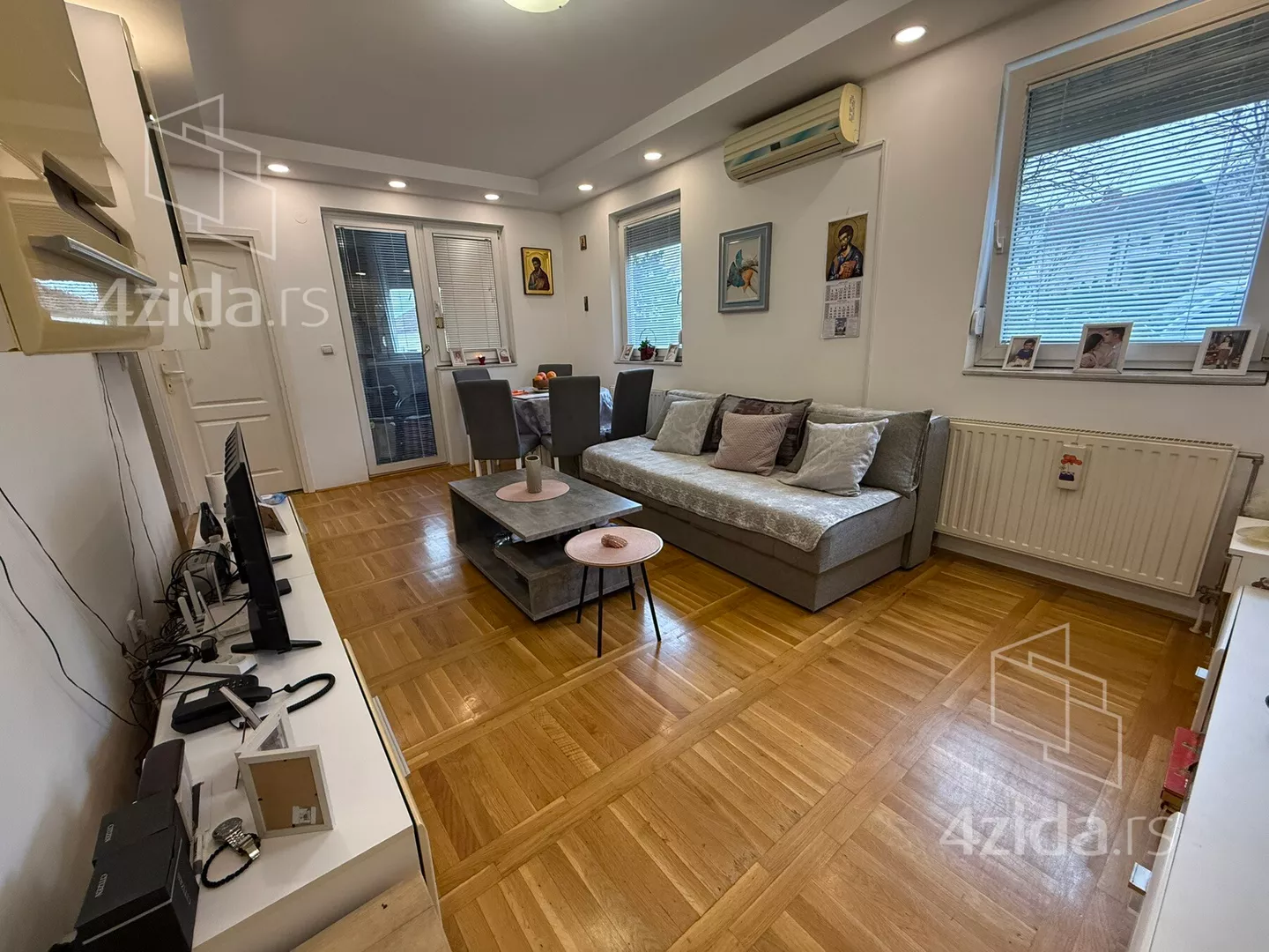 Jednoiposoban stan | 4zida