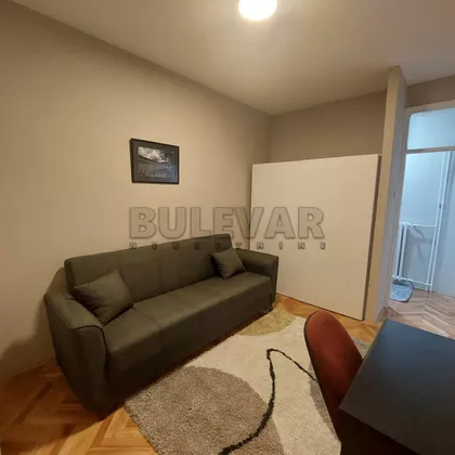 Cara Dušana | 4zida.rs