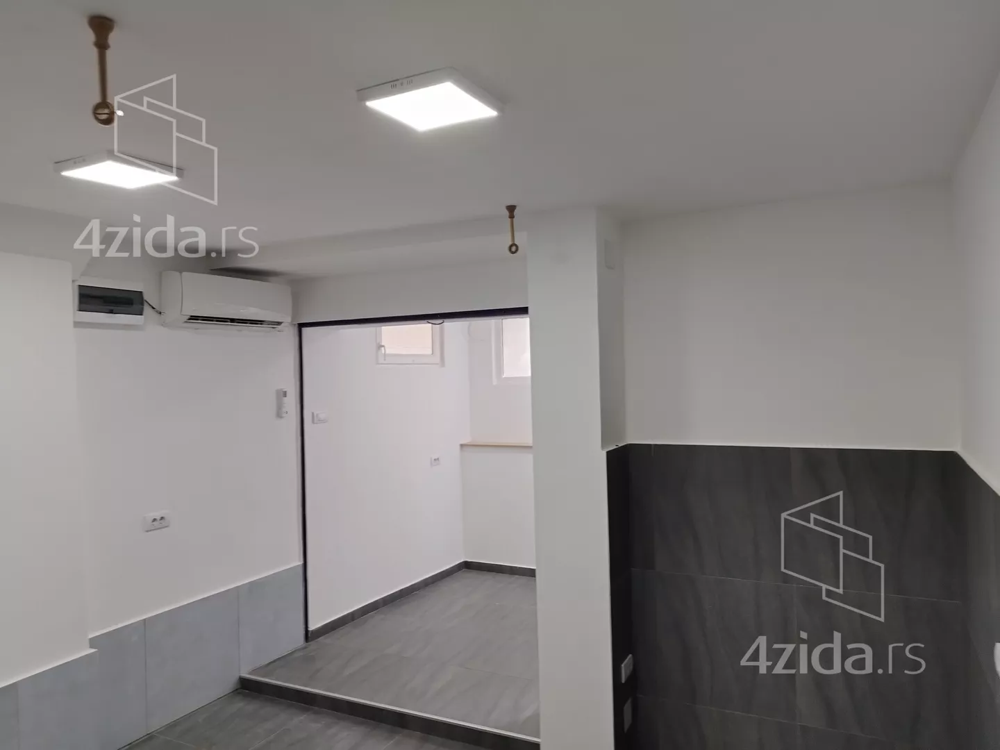 Lokal | 4zida