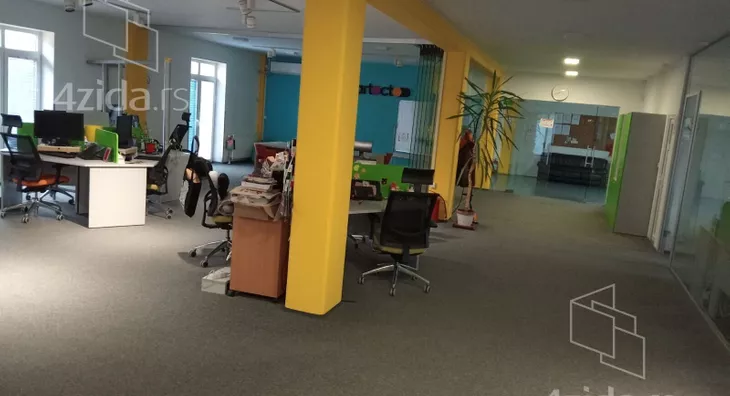 Poslovni prostor | 4zida