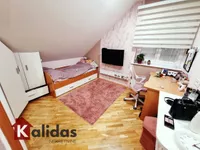 Šestosoban stan | 4zida