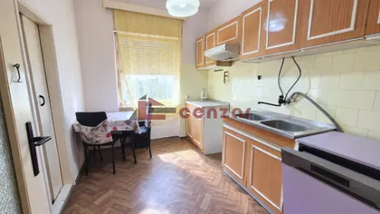 Kertvaroš | 4zida.rs