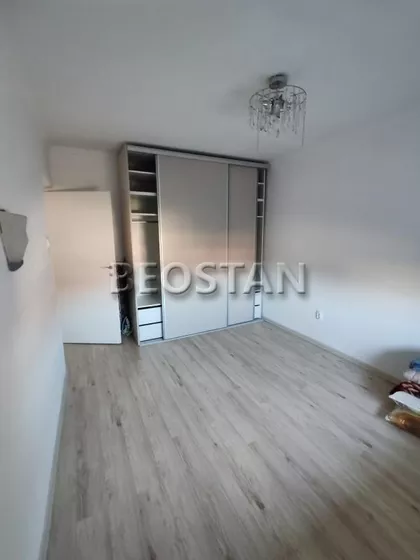 Železnik | 4zida.rs