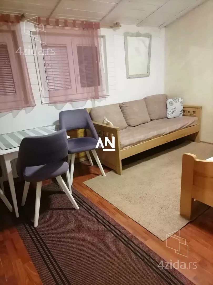 4-etažna kuća | 4zida