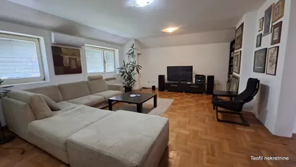 Gospodara Vučića | 4zida.rs