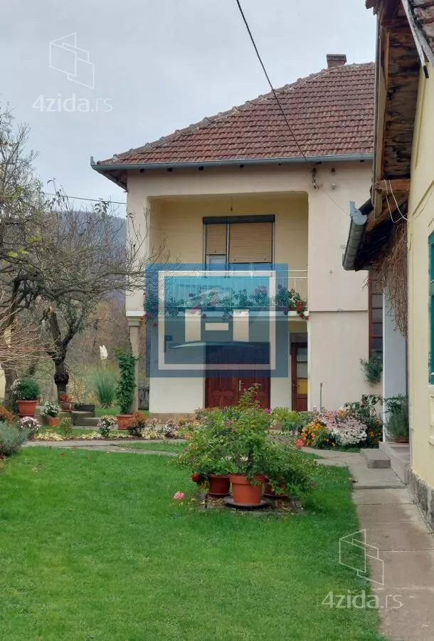 Kuća | 4zida