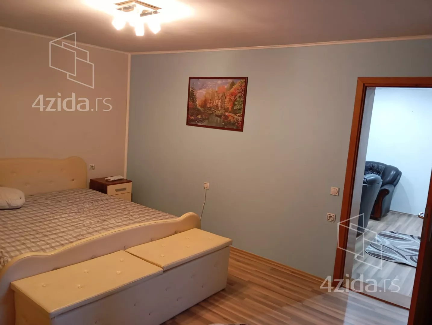 Troiposoban stan | 4zida