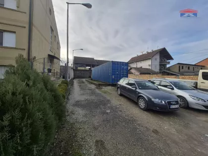 Najlon Pijaca | 4zida.rs