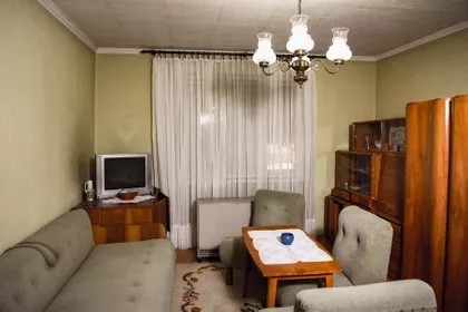 Dobrovoljačka 49 | 4zida.rs