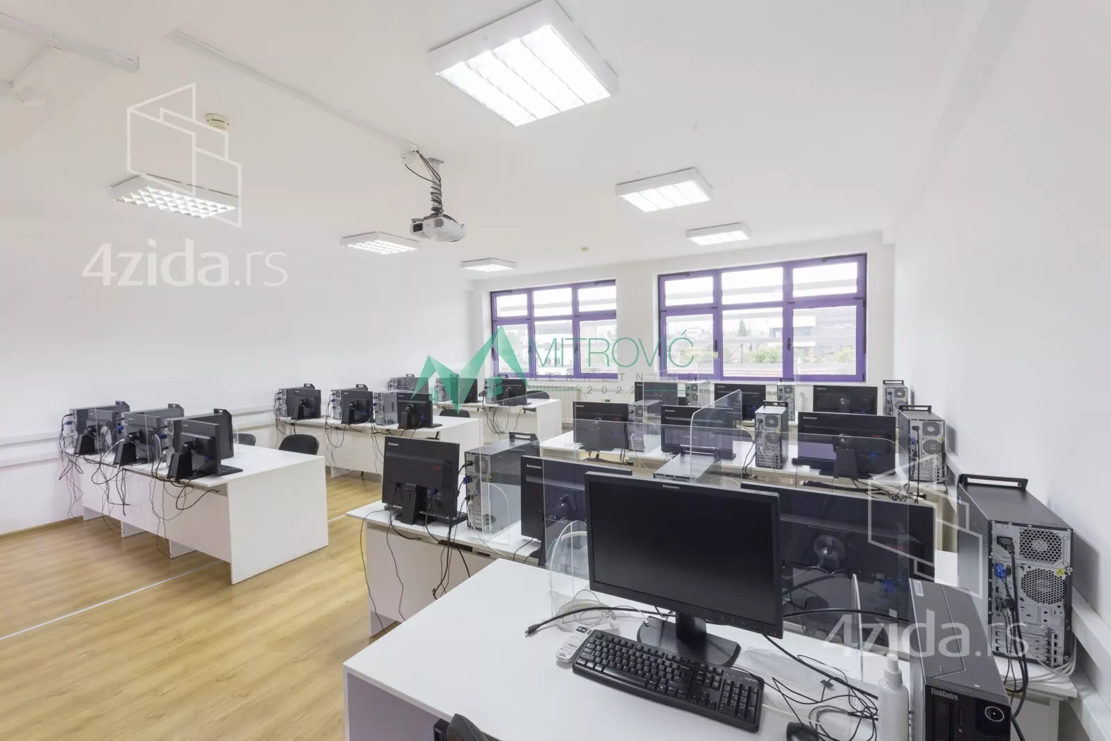 Poslovni prostor | 4zida