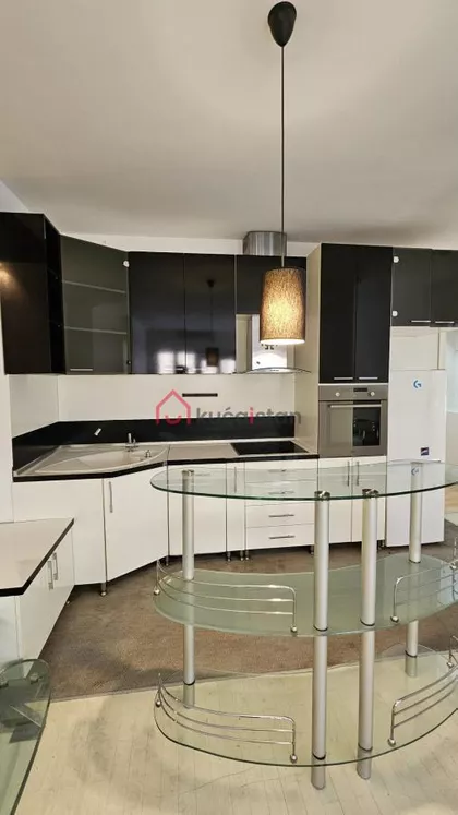 Hram Svetog Save | 4zida.rs