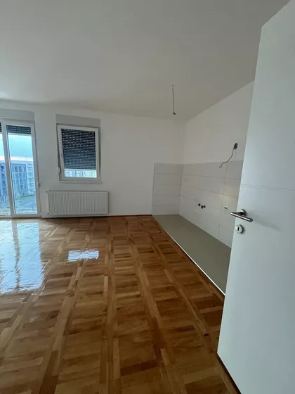 Loznica - Centar | 4zida.rs