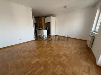 Maksima Gorkog | 4zida.rs