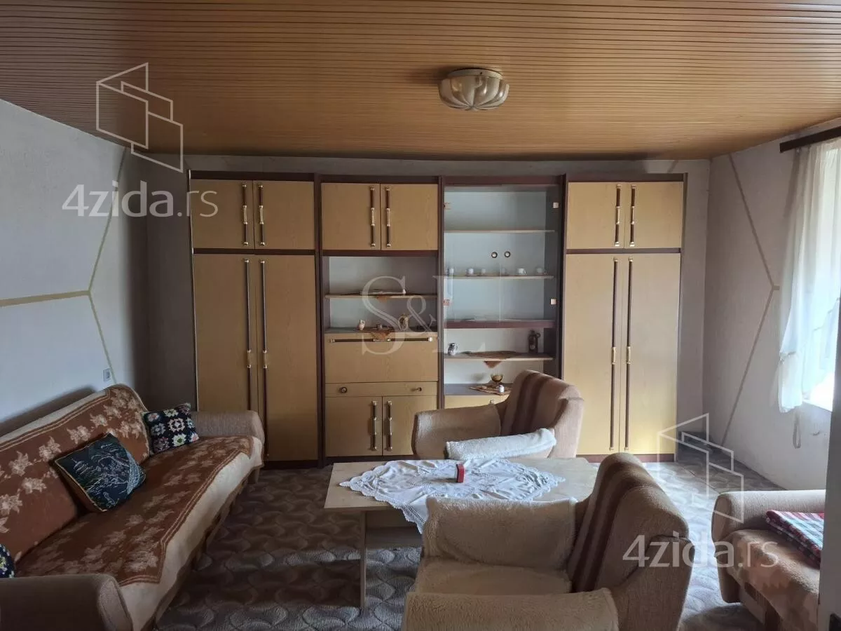 Kuća | 4zida