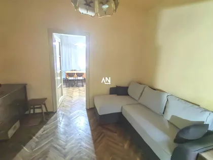 Baba Višnjina | 4zida.rs